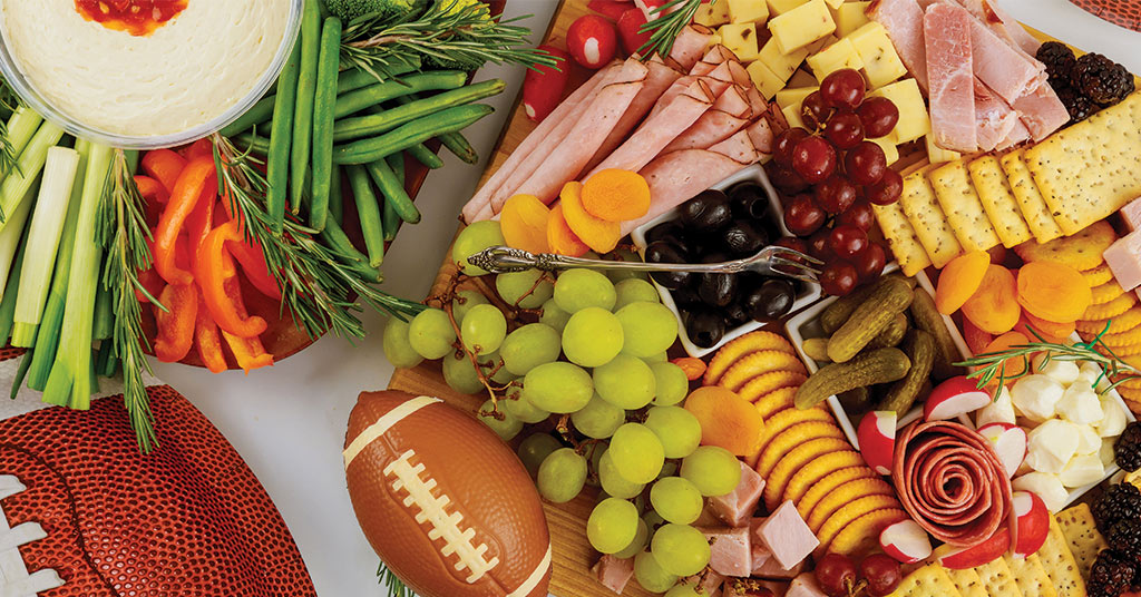 Read more about the article Game Day Favorites: 9 Easy Foods for The Big Game