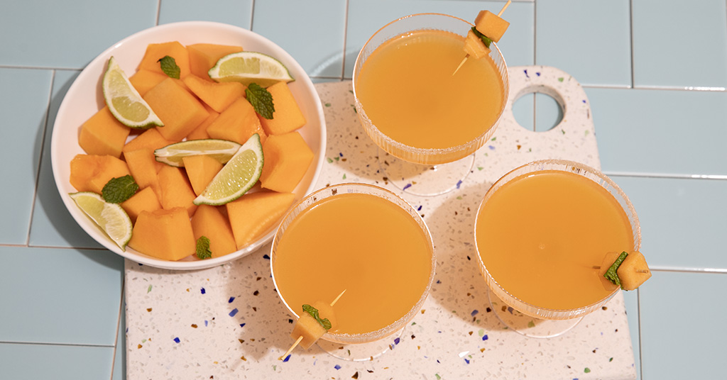 Read more about the article What is Dry January? Try These Alcohol Free Alternatives